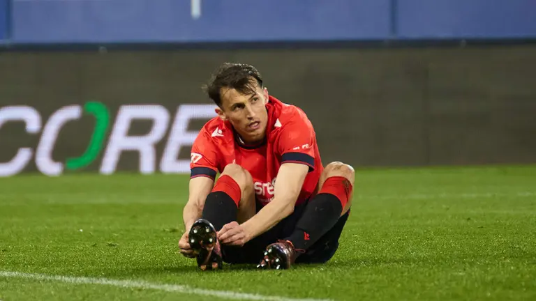 Ante Budimir (17. CA Osasuna) durante el partido de La Liga EA Sports entre CA Osasuna y Getafe CF disputado en el estadio de El Sadar en Pamplona. IÑIGO ALZUGARAY