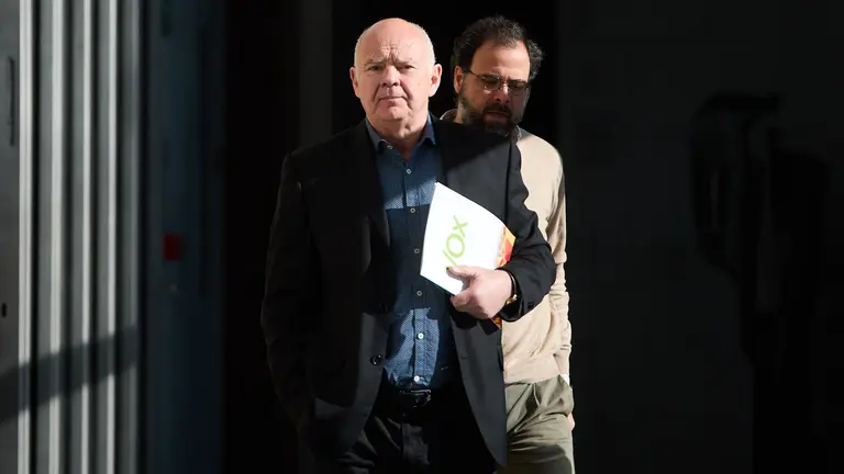 Sesión semanal de la Mesa y Junta de Portavoces del Parlamento de Navarra en la que se aborda la disolución del grupo parlamentario de Vox, tras la salida de uno de sus dos miembros, Maite Nosti, sin renunciar a su acta de parlamentaria. IÑIGO ALZUGARAY