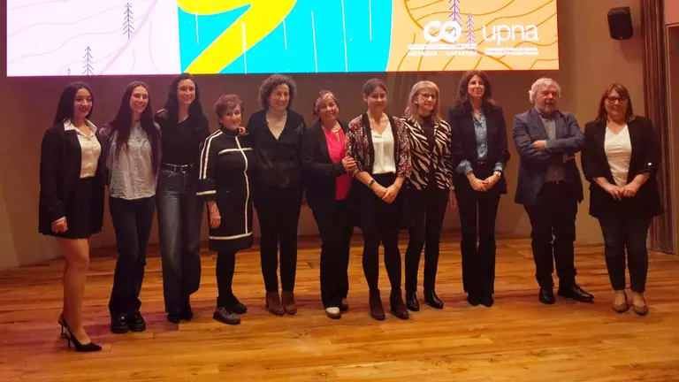 Las trabajadoras sociales premiadas y reconocidas por el colegio profesional durante su fiesta. CEDIDA