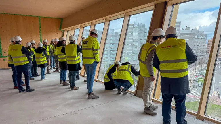 El consejero García y el rector Gonzalo han constatado que las obras progresan según el calendario previsto de este nuevo centro. CEDIDA