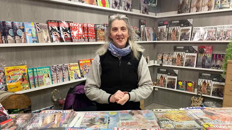 Marimar Latorre en su puesto de venta en el Mercado del segundo Ensanche de Pamplona. Navarra.com