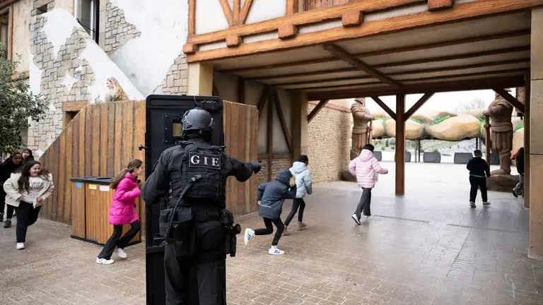 La Policía Foral realiza un simulacro de cinco situaciones de emergencia en el parque de Sendaviva. CEDIDA