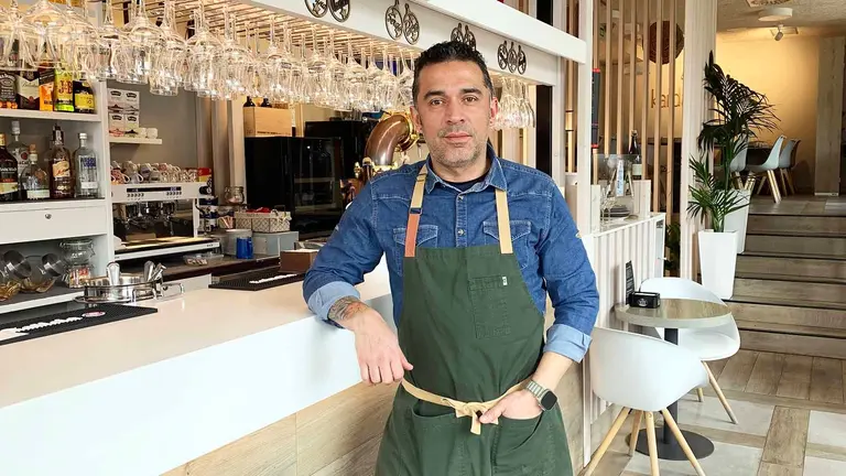 Mauricio Cobo en el restaurante Kardamomum en la avenida de Cataluña 20 de Pamplona. Navarra.com