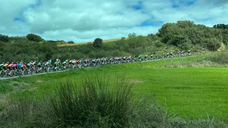 El belga Thibau Nys se lleva el GP Miguel Induráin. @GPIndurainSN