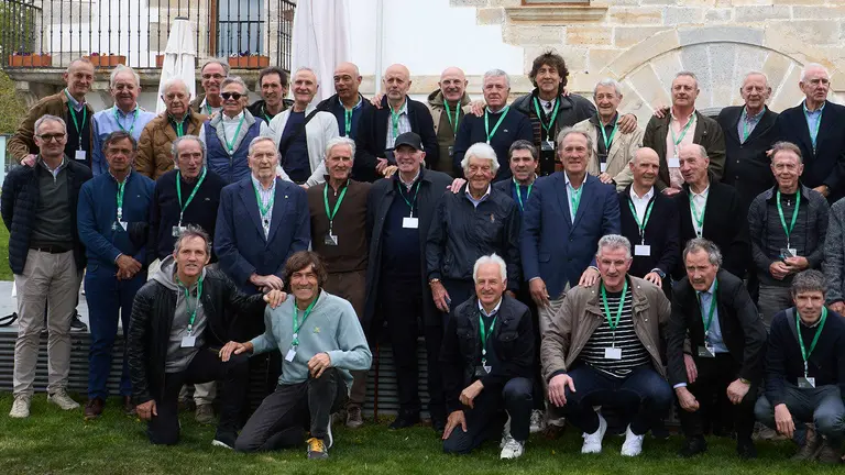 Homenaje a leyendas del fútbol de los años 80 de Osasuna, Athletic Club y Real Sociedad, en un acto celebrado en el Club de Campo Señorío de Zuasti y con la presencia de más de 60 exfutbolistas. IÑIGO ALZUGARAY
