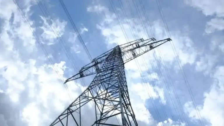 Imagen de archivo de una instalación eléctrica. OK DIARIO