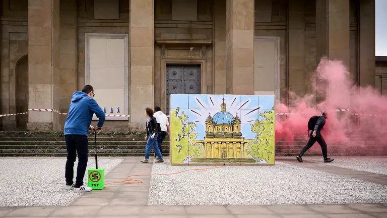 El sindicato ELA se manifiesta en Pamplona con motivo del 1º de Mayo, día del trabajador. PABLO LASAOSA