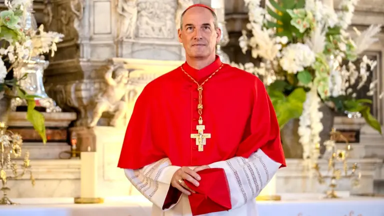 François-Xavier Bustillo, el cardenal de origen navarro que puede ser elegido Papa en el próximo cónclave.