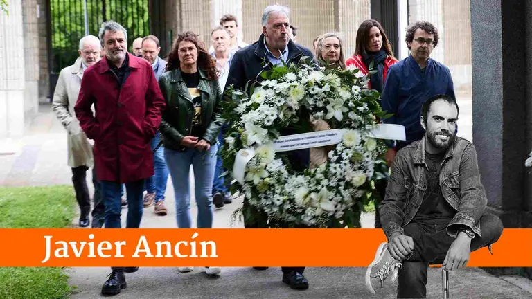 Homenaje del Ayuntamiento de Pamplona al concejal de UPN Tomás Caballero, asesinado el 6 de mayo de 1998 por la banda terrorista ETA. IÑIGO ALZUGARAY