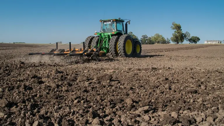 Imagen de archivo de un tractor. ARCHIVO