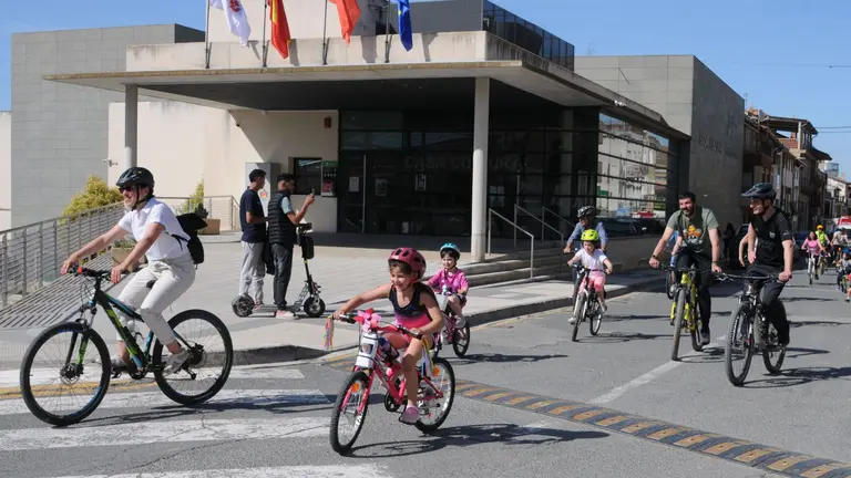 Celebración del Día de la Bicicleta en Caparroso. AMAYA LUQUI