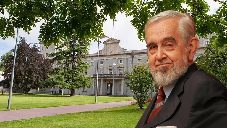 Fernando González Ollé, catedrático emérito de la Universidad de Navarra.