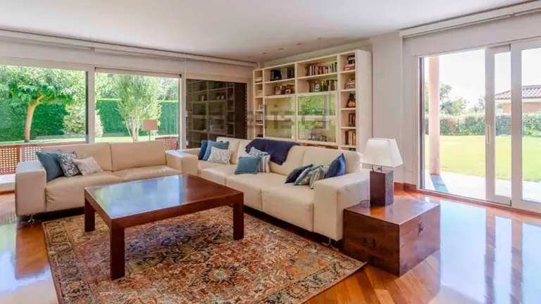 La casa de revista que se vende en Gorraiz. IDEALISTA