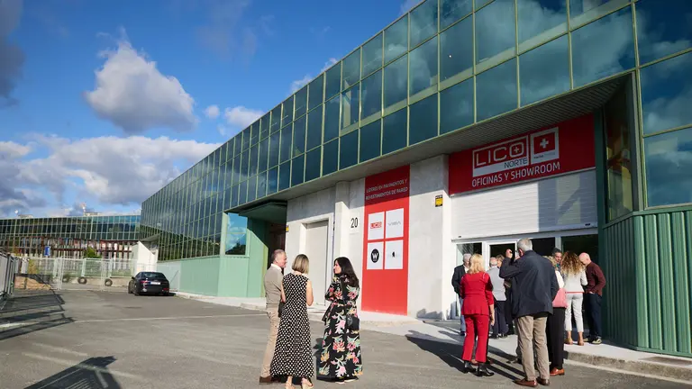 Inauguración de las nuevas instalaciones de la empresa Lico Norte en el polígono de Egües. IÑIGO ALZUGARAY
