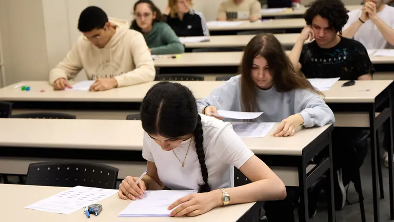 Inicio de las Pruebas de Acceso a la Universidad en las aulas de la Universidad Pública de Navarra. IÑIGO ALZUGARAY