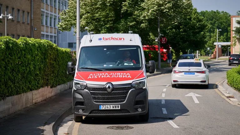 Ambulancia de la empresa pública Bidean. PABLO LASAOSA