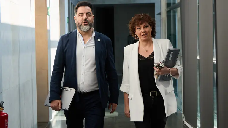 Ramón Alzórriz en la sesión semanal de la Mesa y Junta de Portavoces del Parlamento de Navarra en la que se va a estudiar la creación de una comisión de investigación tras conocerse el informe de la UCO de la Guardia Civil que revela el supuesto cobro de comisiones por parte del exsecretario de Organización del PSOE, Santos Cerdán. IÑIGO ALZUGARAY