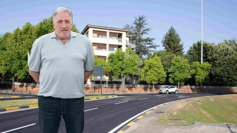 Fotomontaje de Asirón sobre una imagen de la Plaza de Los Fueros.