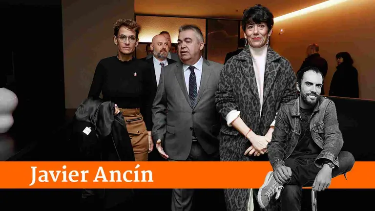 Santos Cerdán, acompañado por la presidenta del Gobierno de Navarra María Chivite y la Ministra de Elma Saiz. EFE/ Jesus Diges