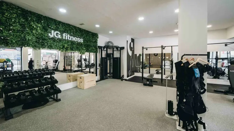 Uno de los centros deportivos de la marca JG Fitnes. JG FITNESS
