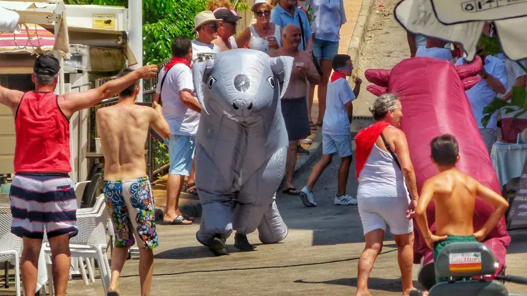 El Ayuntamiento de Finestrat celebra las fiestas de San Fermín. BenidormLive