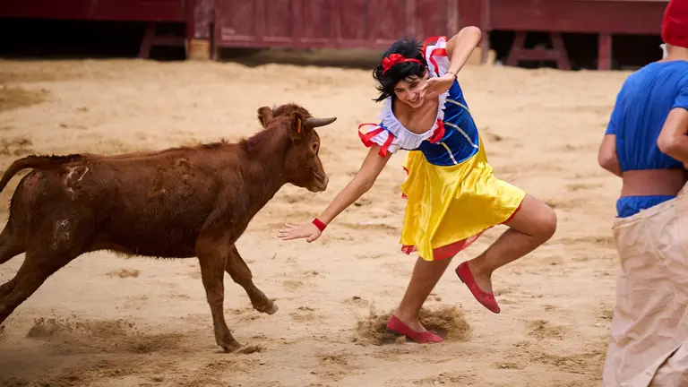 Grand Prix de la juventud con las cuadrillas de Puente la Reina durante sus fiestas de 2025. PABLO LASAOSA