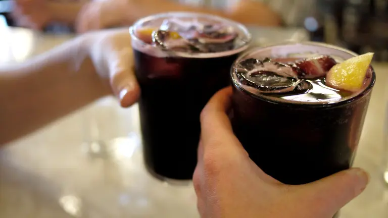 La historia del kalimotxo, la bebida que conquistó Navarra. Flickr