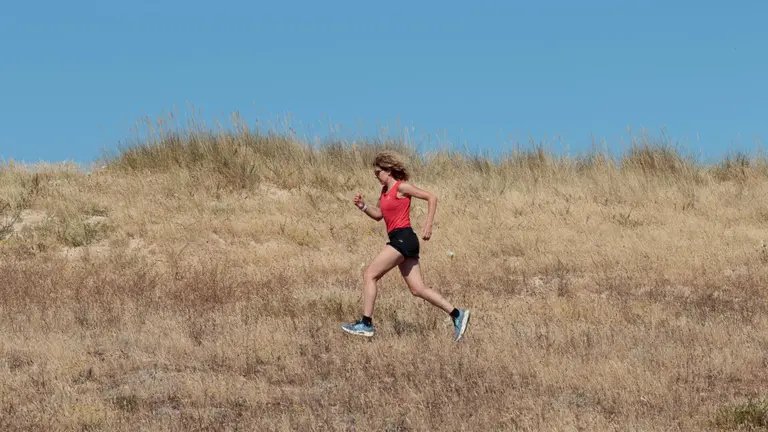 La primera hora de la mañana y la última de la tarde son las mejores para practicar deporte, evitando siempre las horas centrales del día. CEDIDA