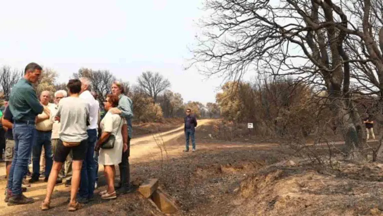 Moncloa ordena blindar a Sánchez en su visita a los incendios: los afectados no pueden acercarse a 200 metros. OK DIARIO