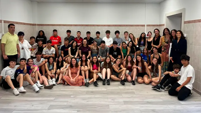 Imagen de los alumnos del colegio Escolapios de Tafalla que participan en el programa. CEDIDA