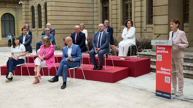 La Presidenta de Navarra, María Chivite, presenta el balance de gestión del Gobierno foral en el ecuador de la legislatura. NAVARRA.COM