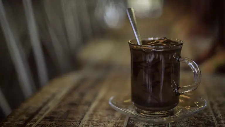 Imagen de archivo de una taza de chocolate caliente. ARCHIVO