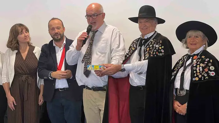 J. Vela gana en Pamplona la XIII Cata Solidaria de Espárrago y logra el premio al mejor espárrago de Navarra.