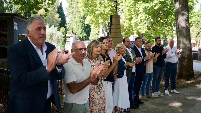 Homenaje del Ayuntamiento de Pamplona al violinista y compositor Pablo Sarasate cuando se cumplen 117 años de su fallecimiento. PABLO LASAOSA
