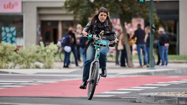 Acto de inauguración de la ampliación del corredor sostenible de Pío XII de Pamplona. PABLO LASAOSA