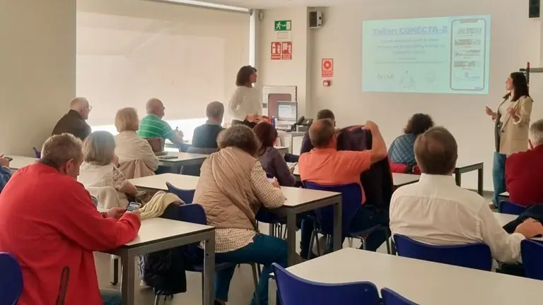 Imagen de la presentación de una nueva app que ayuda a prevenir la Diabetes tipo 2. CEDIDA