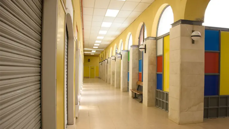 Imagen del interior del Mercado de Abastos de Tudela. MERCADO DE ABASTOS