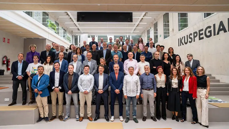 Asistentes a la jornada de aniversario, en la Pecera de la UPNA. CEDIDA