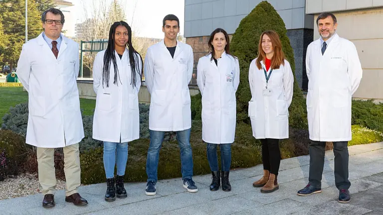 Matías Ávila, Karol Córdoba, Daniel Jericó, Ana Sampedro, Miriam Longo y Antonio Fontanellas, investigadores del Cima que han participado en el estudio de porfirias. UNIVERSIDAD DE NAVARRA