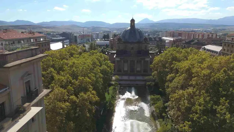 Imagen de archivo del Monumento a los Caidos de Pamplona. AYUNTAMIENTO DE PAMPLONA
