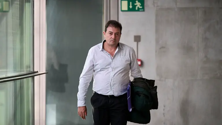 Comparecencia de un vocal de la mesa de contratación de las obras de duplicación del túnel de Belate en la comisión de Investigación creada para analizar su adjudicación. PABLO LASAOSA