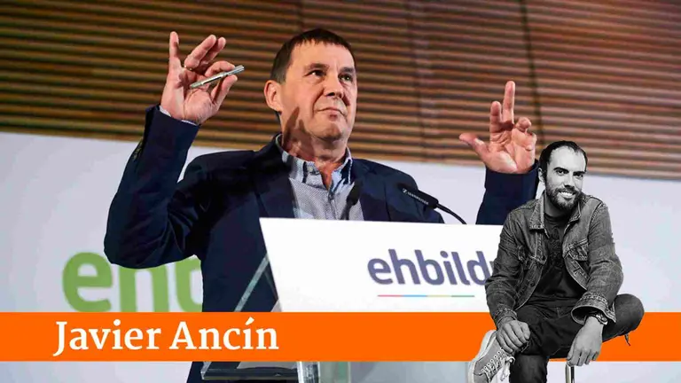 Arnaldo Otegui en un acto de los proetarras de Bildiu en Pamplona. MIGUEL OSES