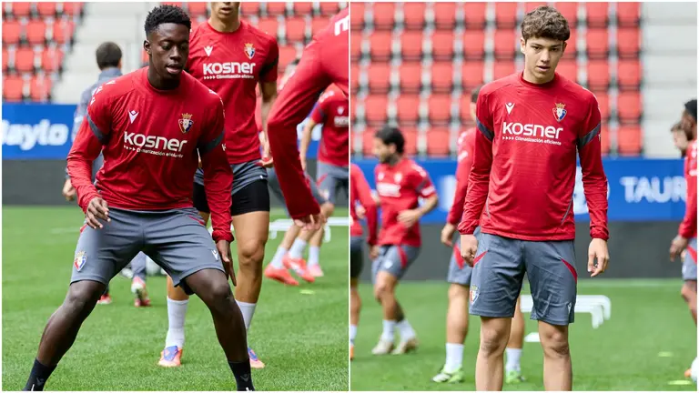 Los futbolistas del Juvenil A, Djiby Diouf y Mateo Castañeda hacen el entrenamiento con el primer equipo de Osasuna en El Sadar.