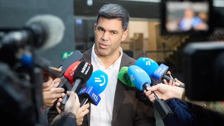 El presidente del PPN, Javier García, realiza una valoración del último informe de la UCO de la Guardia Civil sobre el 'caso Koldo'. IÑIGO ALZUGARAY