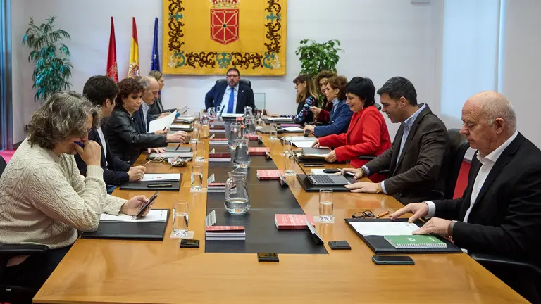 Sesión semanal de la Mesa y Junta de Portavoces del Parlamento de Navarra. IÑIGO ALZUGARAY