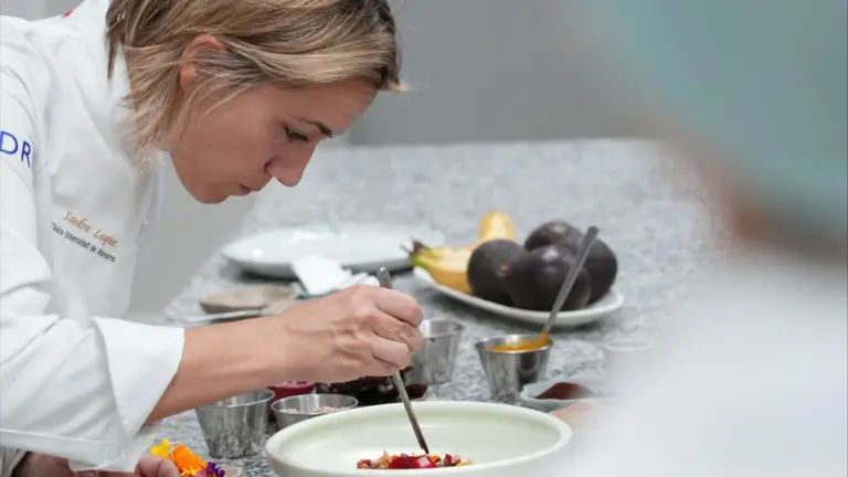 Xandra Luque es la chef de la Clínica Universidad de Navarra en Madrid y este año ha sido distinguida como embajadora de los alimentos regionales de la Comunidad de Madrid. CEDIDA