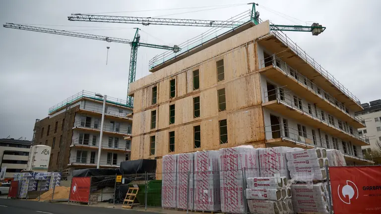 Nueva promoci&oacute;n de vivienda p&uacute;blica situada en la avenida Mugartea de Mutilva. &Iacute;&Ntilde;IGO ALZUGARAY / GOBIERNO DE NAVARRA