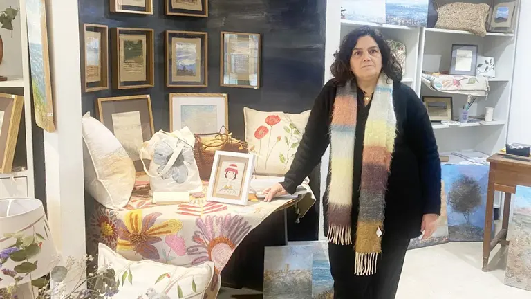 Marta D&iacute;ez Ochoa en su tienda Mondo Marta de Tudela. Navarra Emprende.