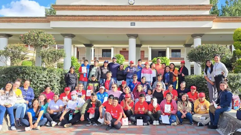 Imagen de familia del proyecto CompetencIA. CEDIDA