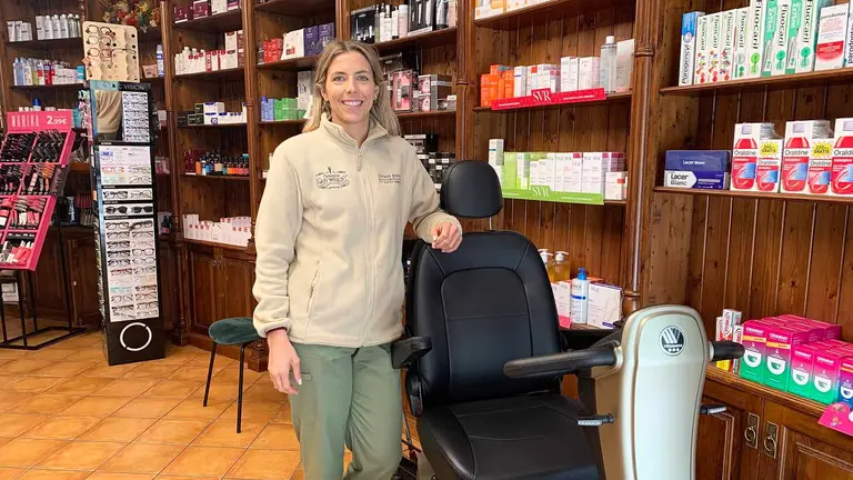 Oihane Andueza en su ortopedia de Estella. Navarra.com